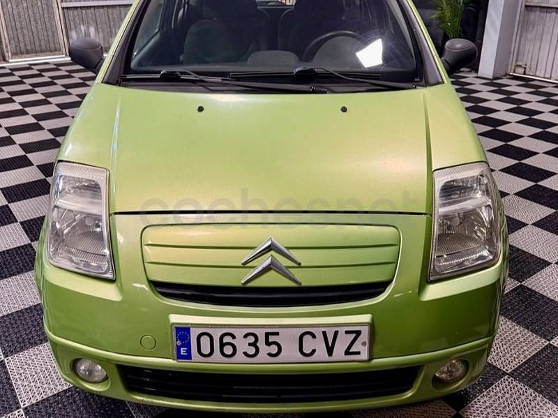 Usado Citroën C2 75 CV (55 kW) 2004 Verde Utilitario