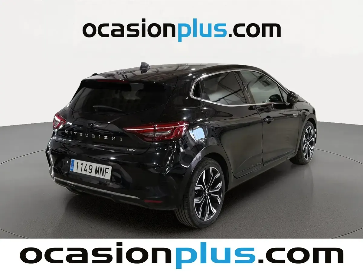 Usado Mitsubishi Colt 143 CV (105 kW) 2024 Negro Utilitario