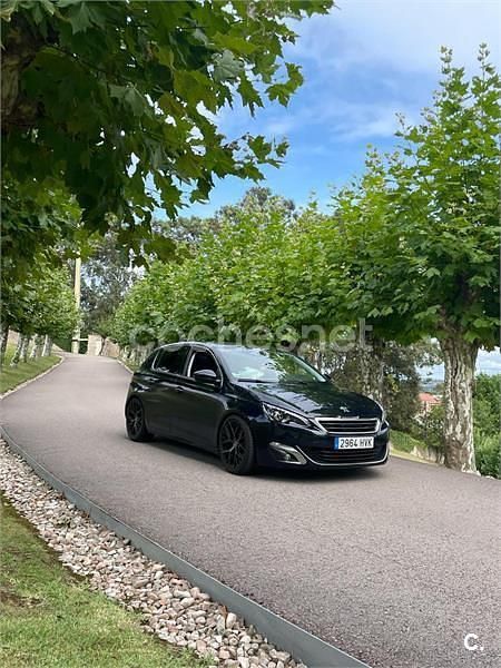 Usado Peugeot 308 Allure 125 CV (91 kW) 2014 Azul Berlina