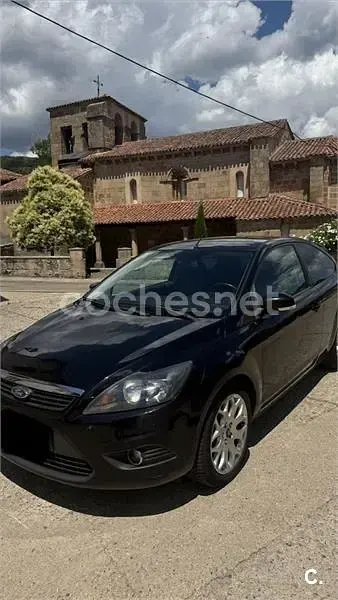 Usado Ford Focus Trend 115 CV (84 kW) 2008 Negro Berlina