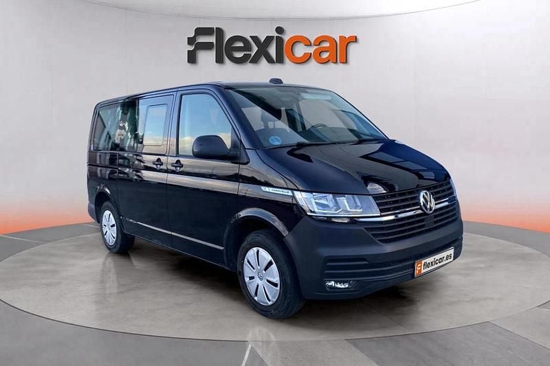 Negro Usado 2024 VW Caravelle Monovolumen | 34.470 € (Buen precio) - Imagen 1/4