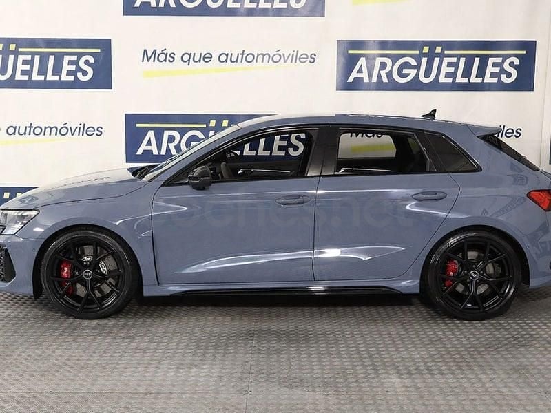 Usado Audi RS3 400 CV (294 kW) 2022 Gris / plata Berlina