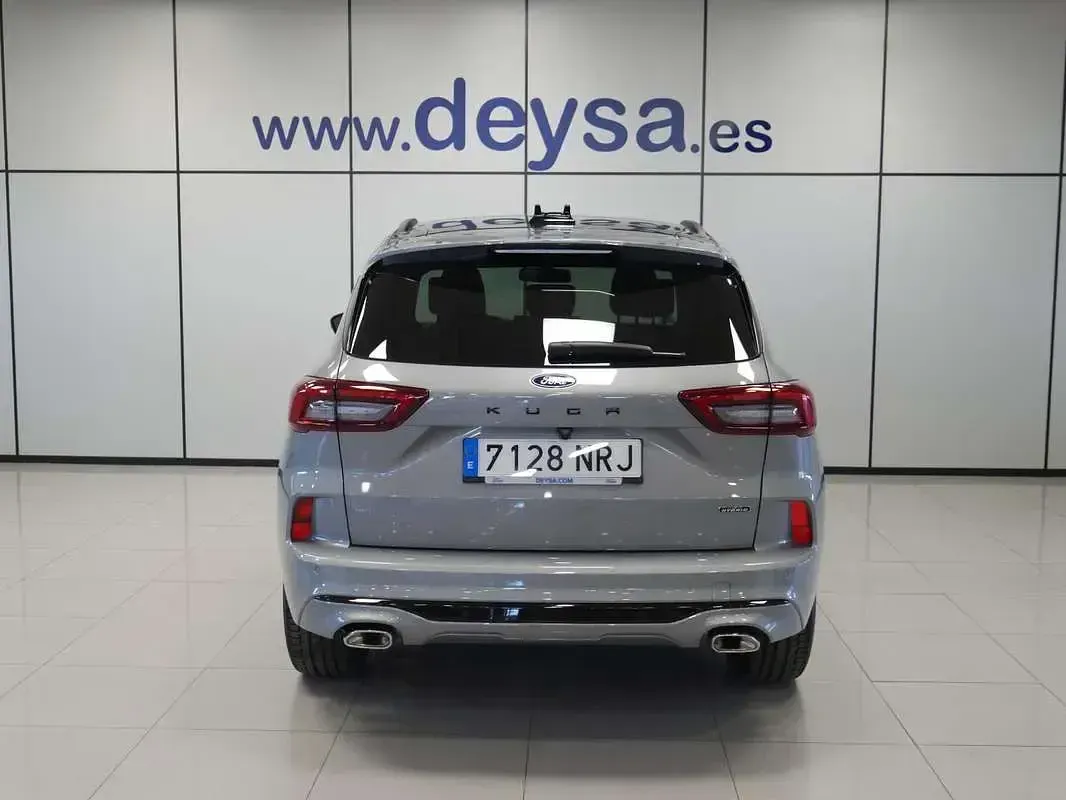Nuevo Ford Kuga ST-Line X 242 CV (177 kW) 2026 Plateado SUV
