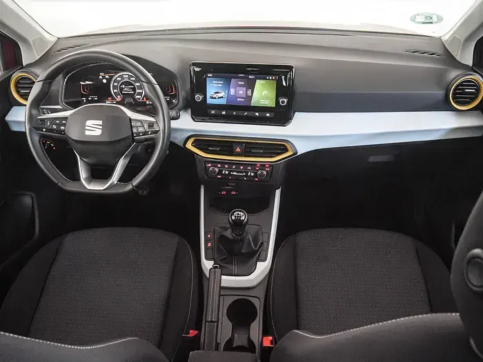 Usado Seat Arona Style 115 CV (84 kW) 2025 Rojo SUV