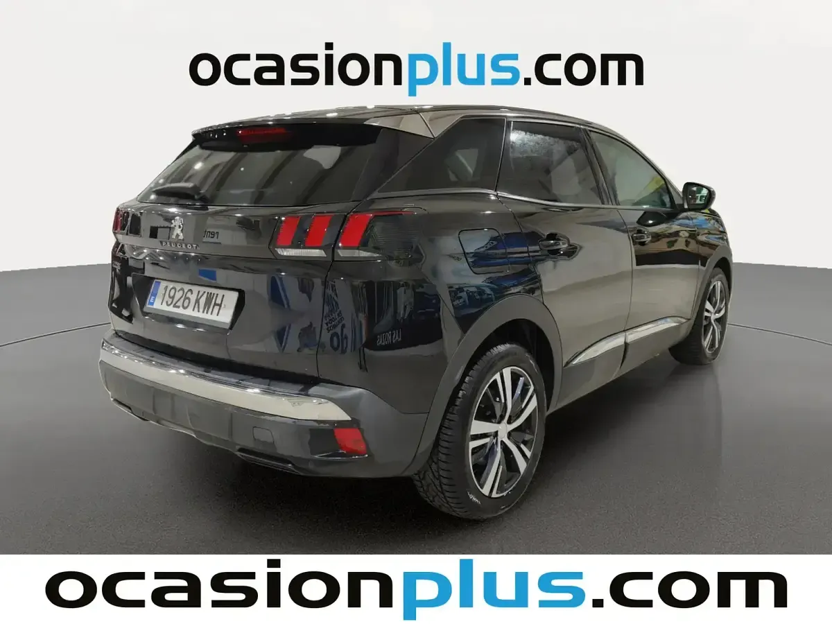 Usado Peugeot 3008 Allure 130 CV (95 kW) 2019 Negro Pickup/Camioneta