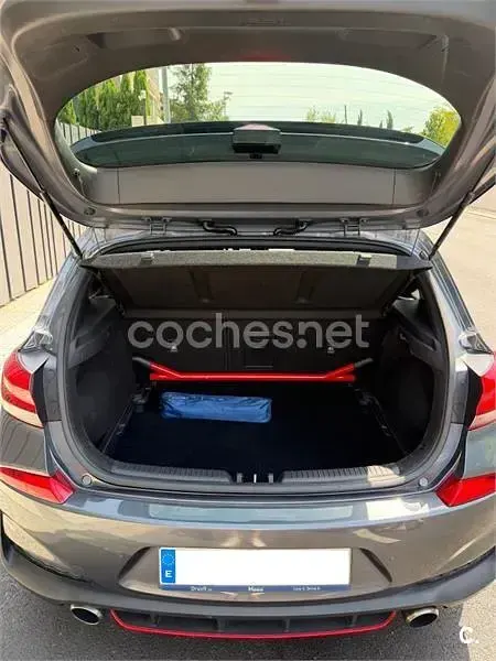 Usado Hyundai i30 N Performance 275 CV (202 kW) 2018 Gris / plata Berlina