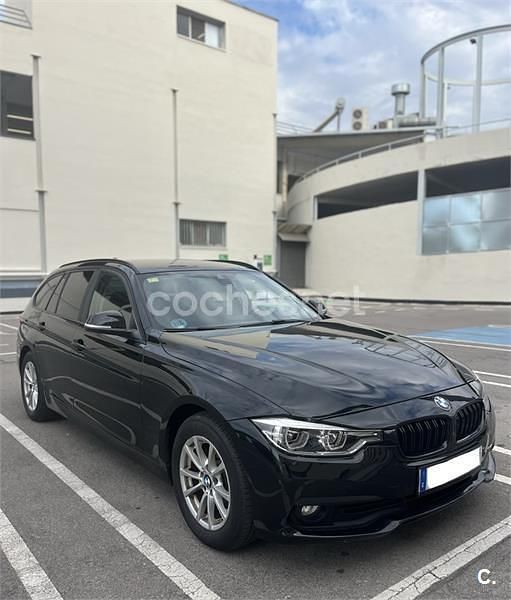 Usado BMW 320 Comfort Edition 184 CV (135 kW) 2016 Negro Familiar