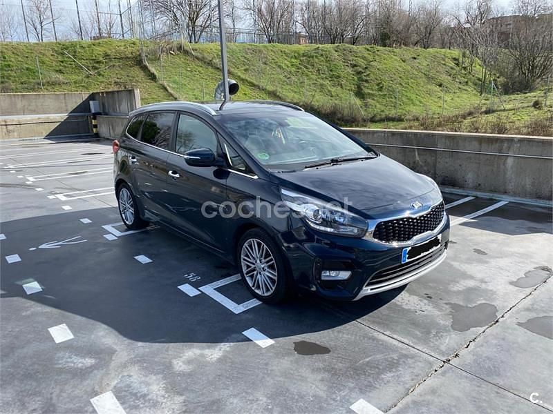 Usado Kia Carens 115 CV (84 kW) 2018 Negro Monovolumen