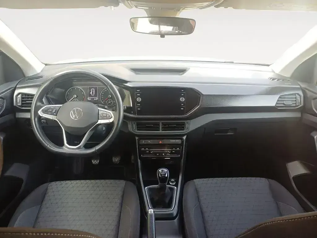 Usado VW T-Cross Advance 95 CV (69 kW) 2022 Gris SUV