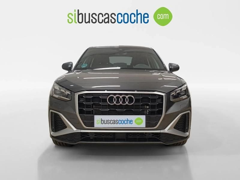 Usado Audi Q2 150 CV (110 kW) 2025 Gris/plata SUV