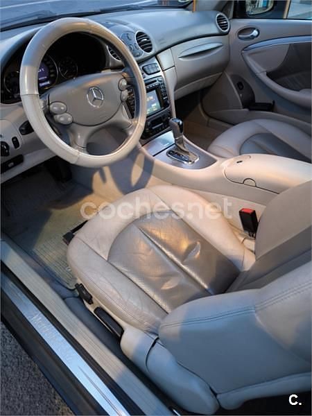 Usado Mercedes CLK240 Avantgarde 170 CV (125 kW) 2002 Azul Coupe