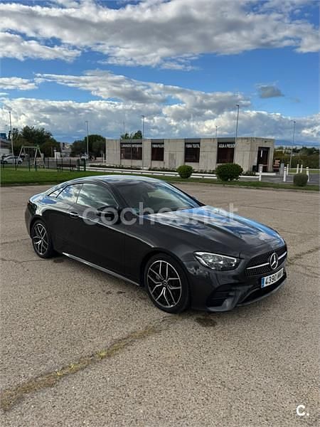 Usado Mercedes E220 194 CV (142 kW) 2024 Negro Coupe