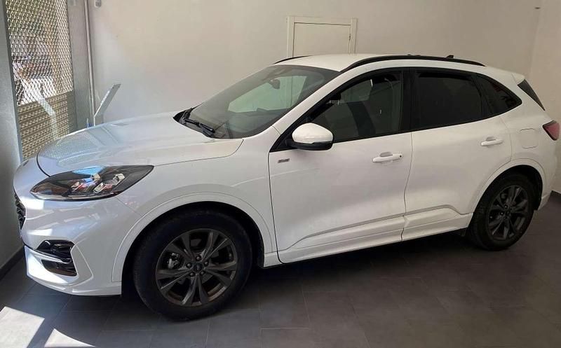 Blanco Usado 2022 Ford Kuga ST-Line X SUV | 19.990 € (Super precio) - Imagen 1/1