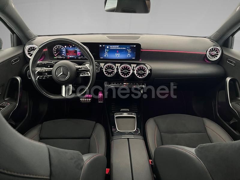 Usado Mercedes A200 163 CV (119 kW) 2023 Negro Berlina