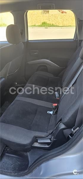 Usado Mitsubishi Outlander Intense+ 140 CV (102 kW) 2009 Gris / plata SUV