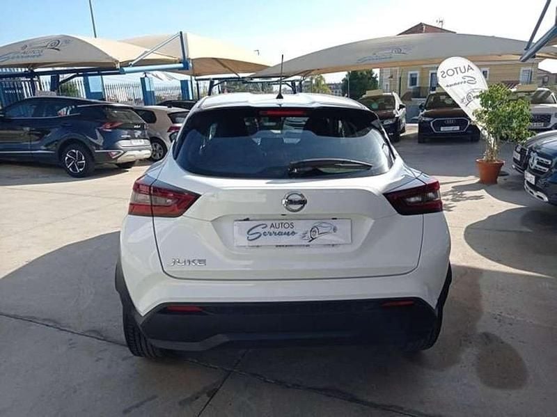 Usado Nissan Juke Acenta 114 CV (83 kW) 2021 Blanco SUV