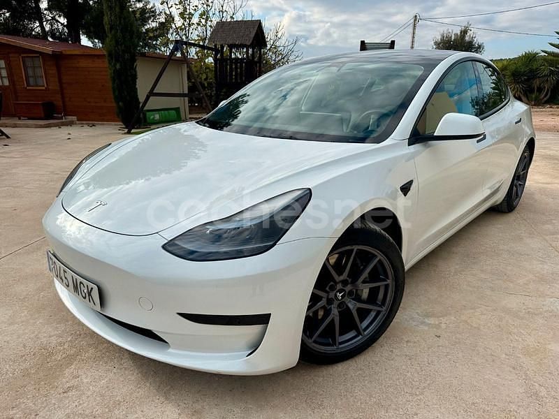 Blanco Usado 2023 Tesla Model 3 Standard Range Berlina | 25.000 € (Precio justo) - Imagen 1/4