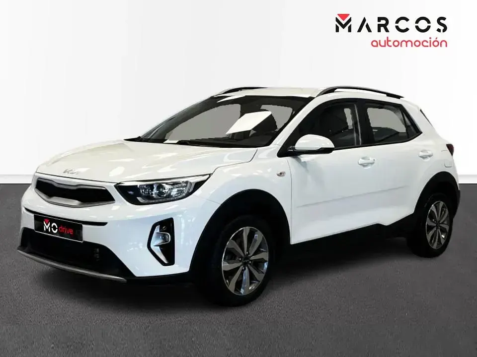 Usado Kia Stonic 100 CV (73 kW) 2023 SUV
