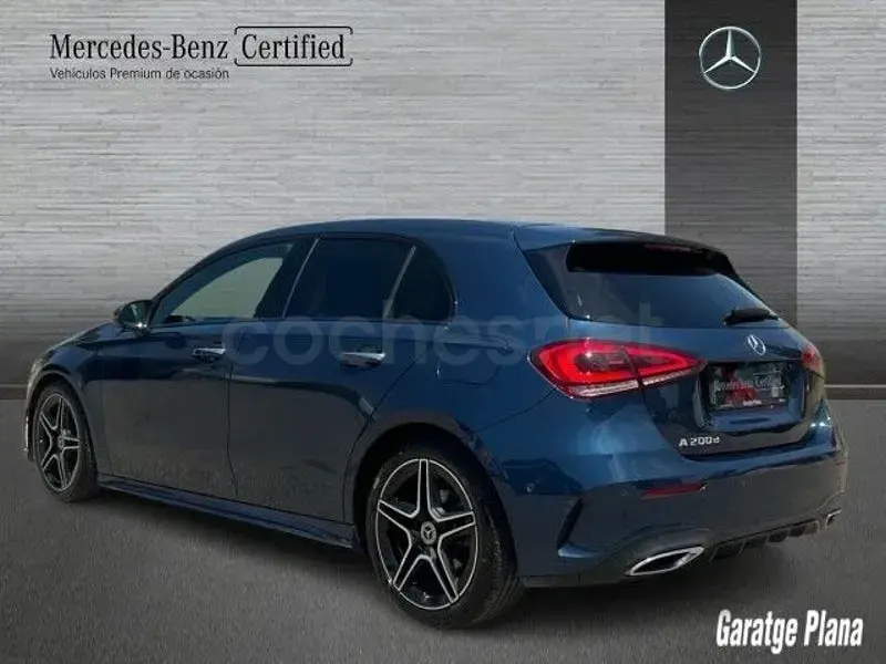 Usado Mercedes A200 150 CV (110 kW) 2022 Azul Berlina