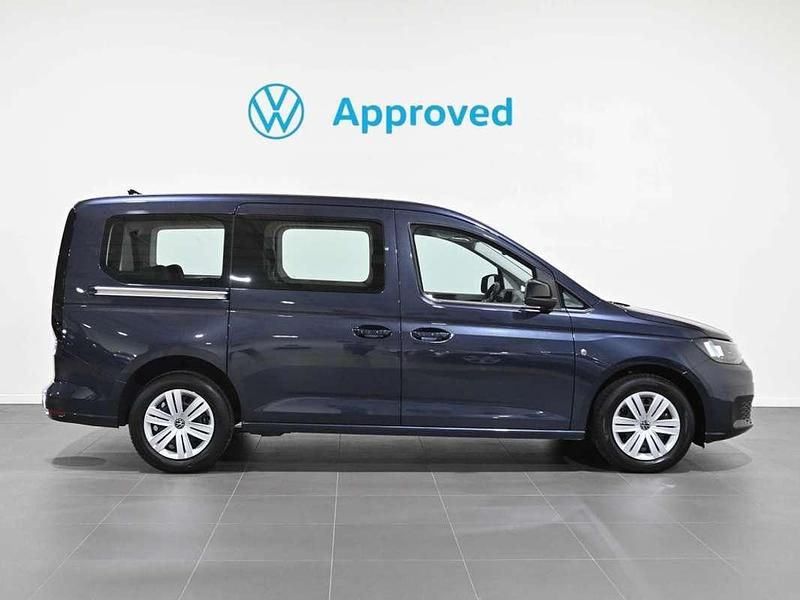 Usado VW Caddy Maxi 122 CV (89 kW) 2025 Azul Monovolumen
