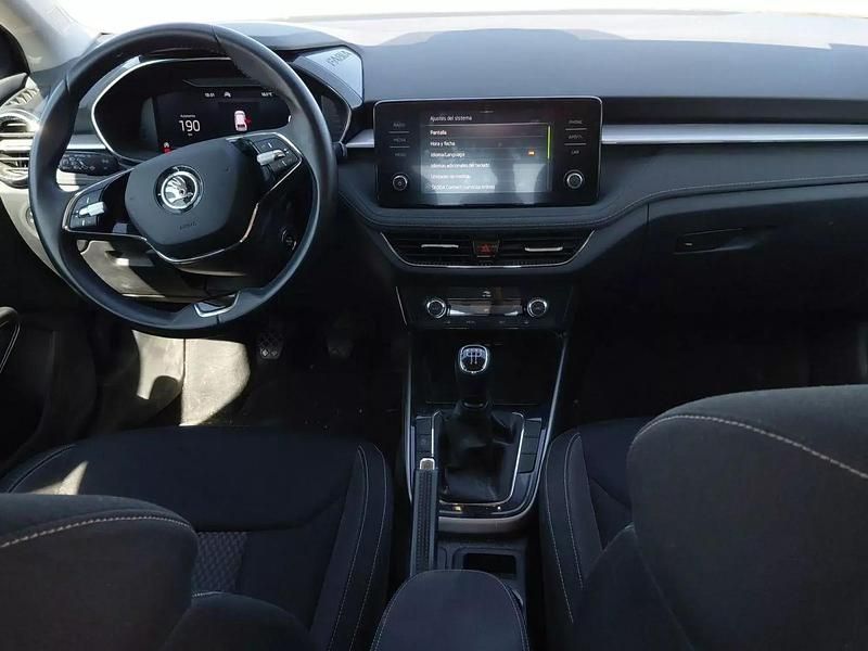 Usado Skoda Fabia Ambition 95 CV (69 kW) 2022 Utilitario
