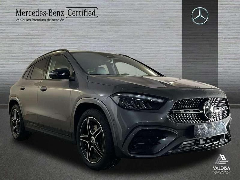 Usado Mercedes GLA200 AMG line 150 CV (110 kW) 2024 SUV