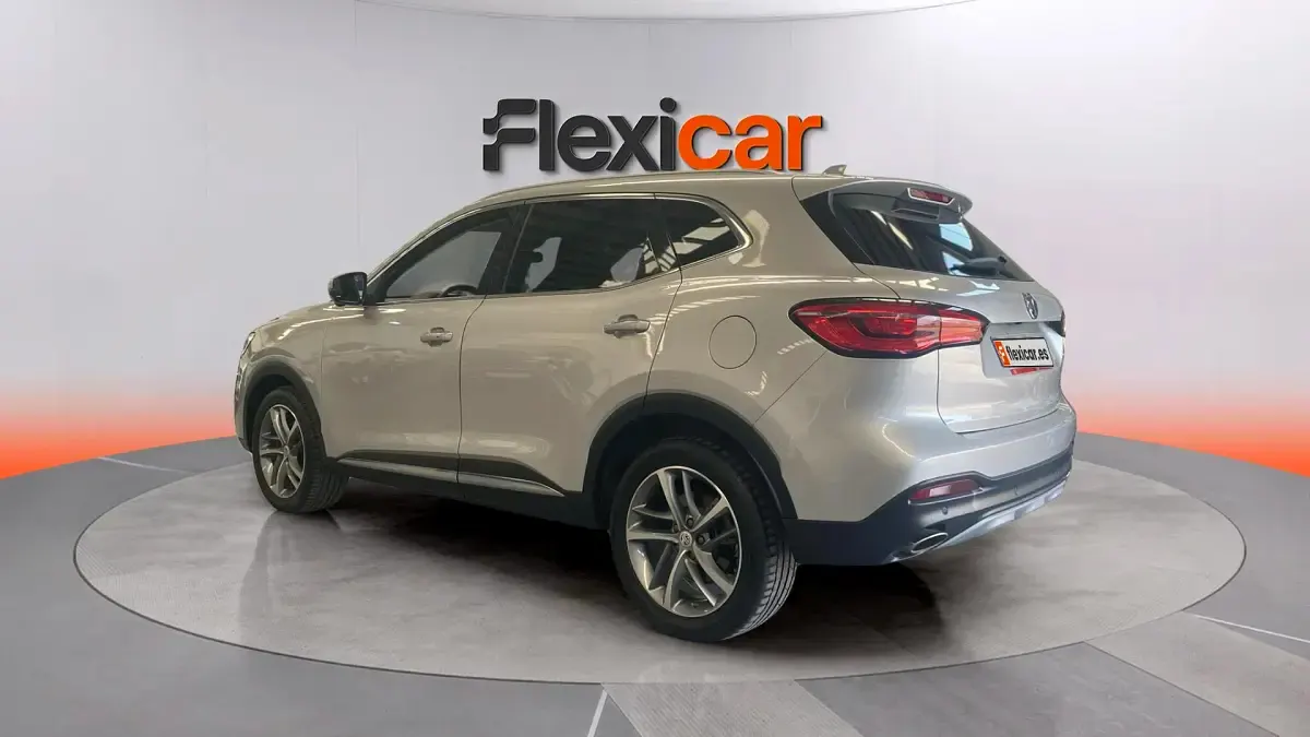 Usado MG HS Comfort 258 CV (189 kW) 2023 Gris SUV