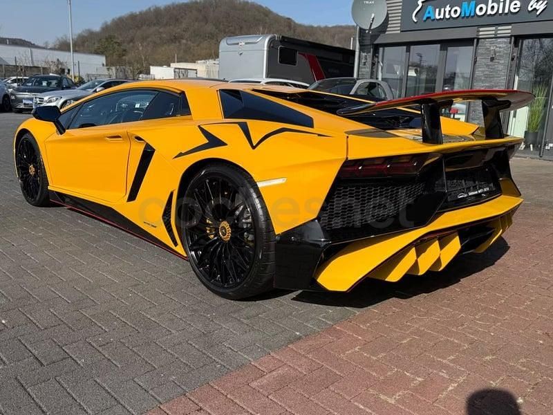 Usado Lamborghini Aventador 700 CV (514 kW) 2013 Amarillo Coupe