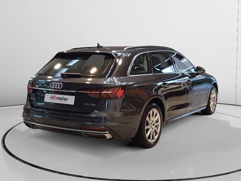 Usado Audi A4 Advanced 163 CV (119 kW) 2021 Gris Berlina