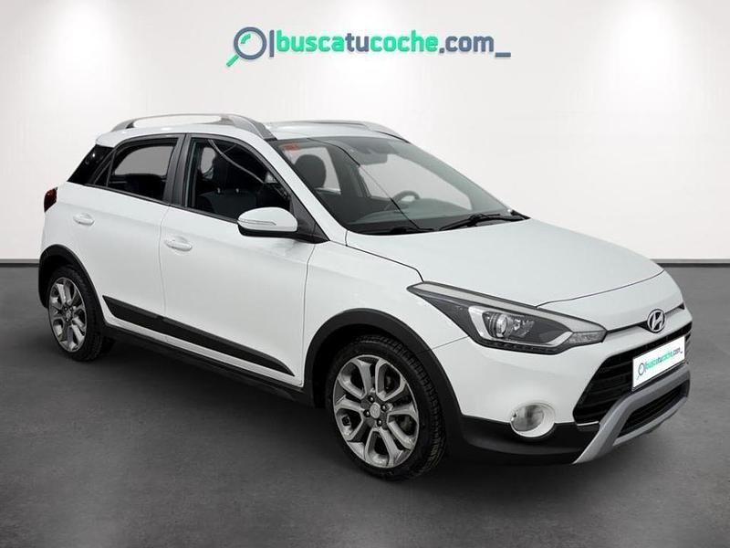 Otro Usado 2017 Hyundai i20 Utilitario | 9990 € (Precio justo) - Imagen 1/4