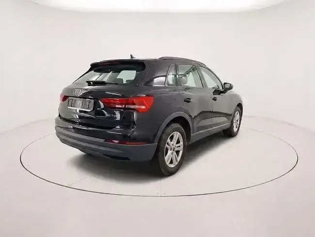 Usado Audi Q3 Premium 150 CV (110 kW) 2021 Negro SUV