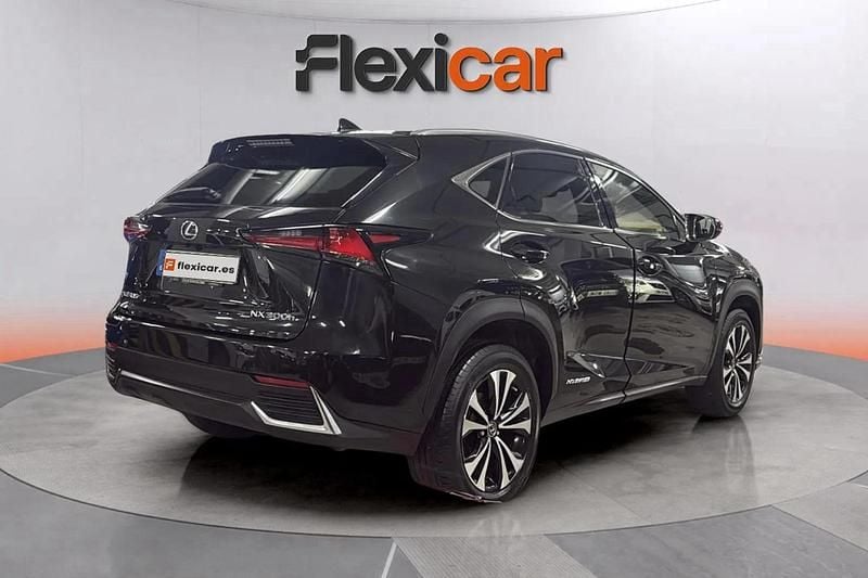 Usado Lexus NX300h 197 CV (144 kW) 2021 Negro SUV