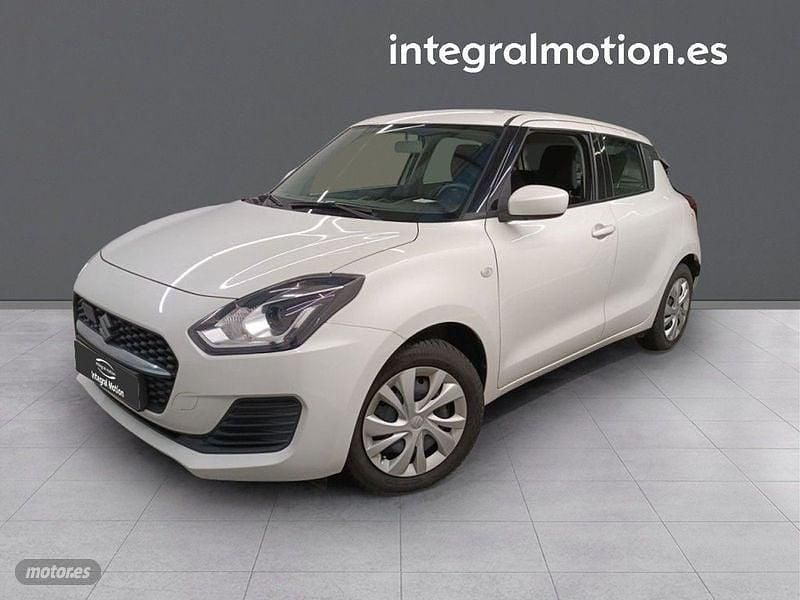 Usado Suzuki Swift GLX 89 CV (65 kW) 2021 Berlina