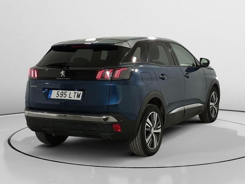 Usado Peugeot 3008 Allure 131 CV (96 kW) 2021 Azul SUV