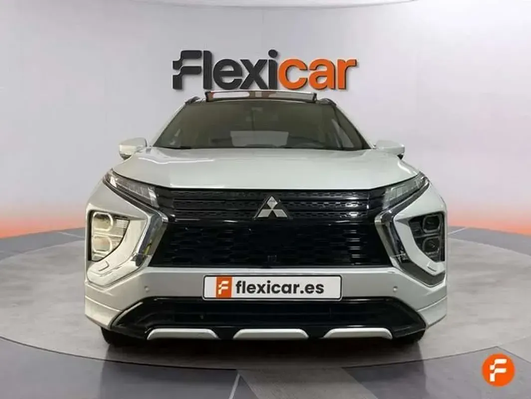 Usado Mitsubishi Eclipse Cross 188 CV (138 kW) 2023 Blanco SUV