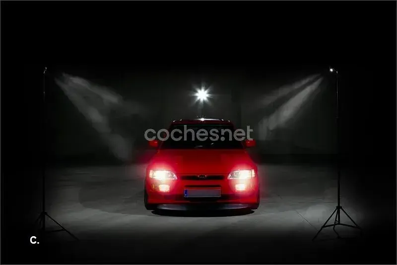 Usado Ford Escort 227 CV (166 kW) 1993 Rojo Berlina