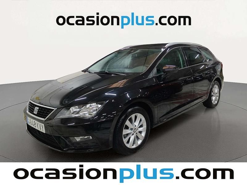 Usado Seat Leon Style 115 CV (84 kW) 2019 Negro Monovolumen