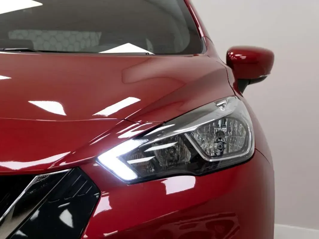 Usado Nissan Micra Acenta 101 CV (74 kW) 2019 Rojo Utilitario
