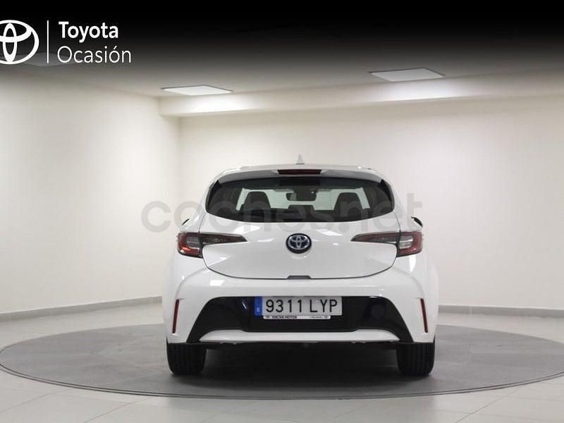 Usado Toyota Corolla Active 122 CV (89 kW) 2022 Blanco Berlina