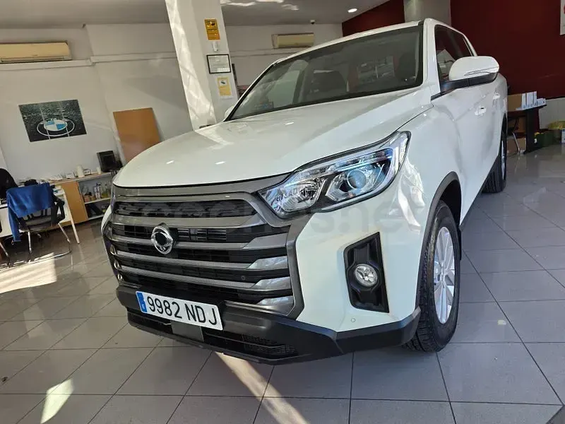 Usado KGM Musso 202 CV (148 kW) 2025 Blanco Pickup/Camioneta