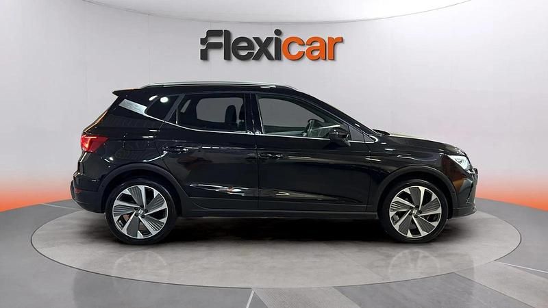 Usado Seat Arona FR 110 CV (80 kW) 2024 Negro SUV