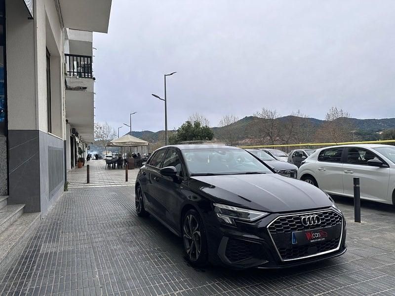 Usado Audi A3 S-Line 116 CV (85 kW) 2021 Negro Berlina