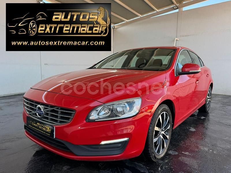 Usado Volvo S60 Momentum 150 CV (110 kW) 2018 Rojo Berlina