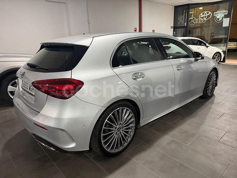 Usado Mercedes A200 150 CV (110 kW) 2023 Gris / plata Berlina