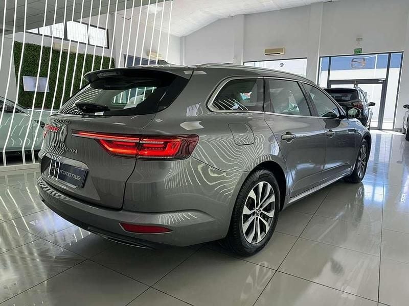 Usado Renault Talisman Business 120 CV (88 kW) 2021 Gris Familiar