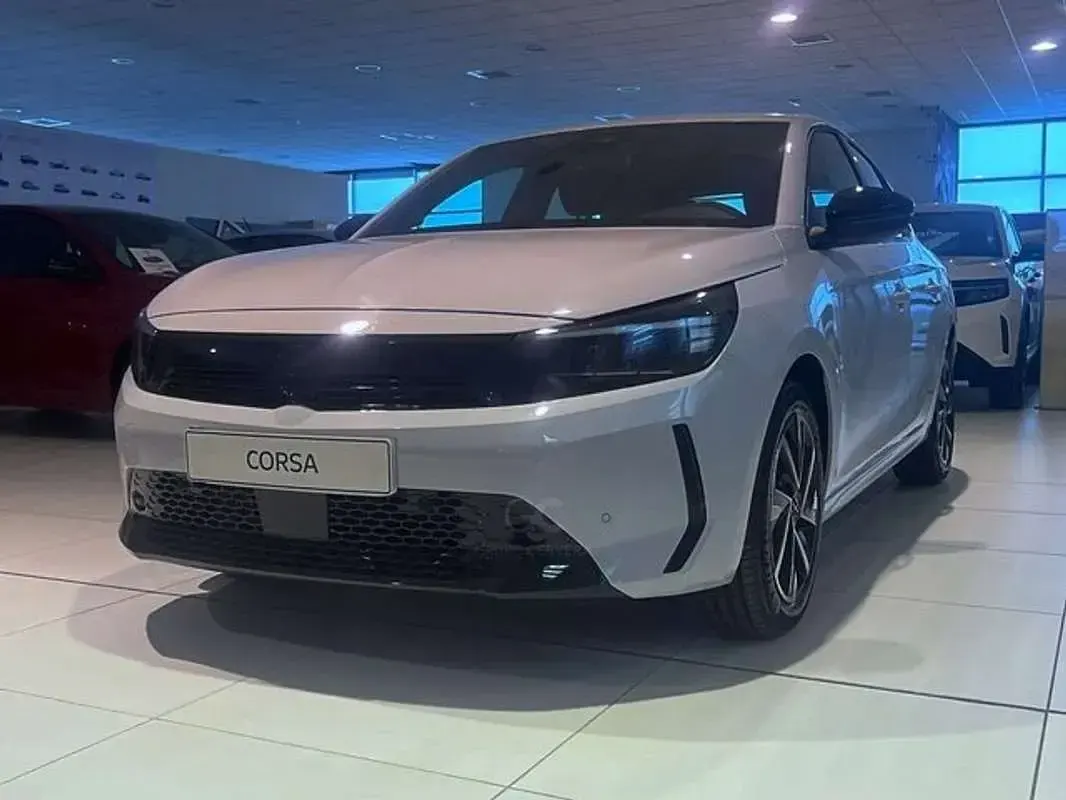 Nuevo Opel Corsa S 101 CV (74 kW) 2025 Verde Utilitario