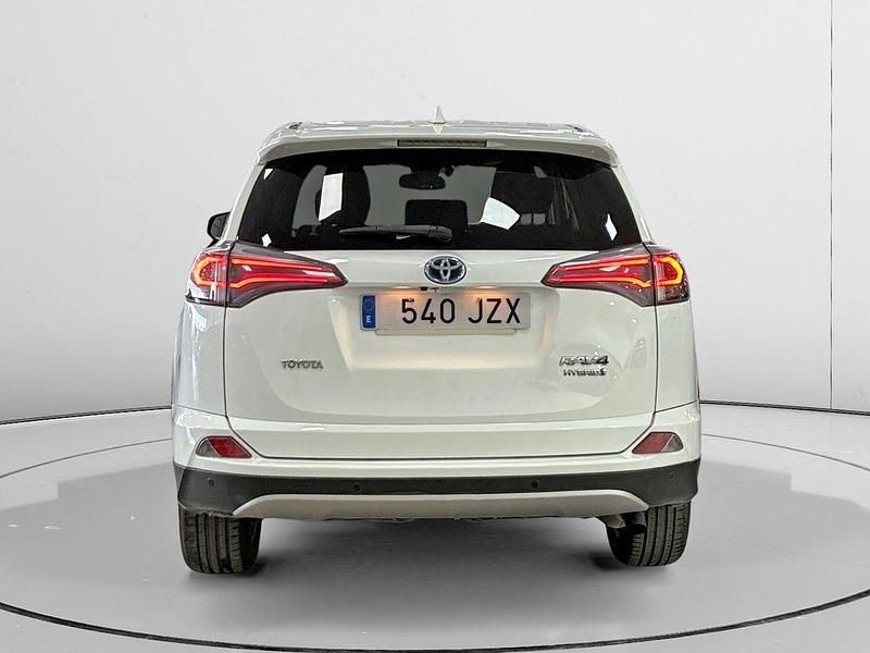 Usado Toyota RAV4 Hybrid 197 CV (144 kW) 2017 Blanco SUV
