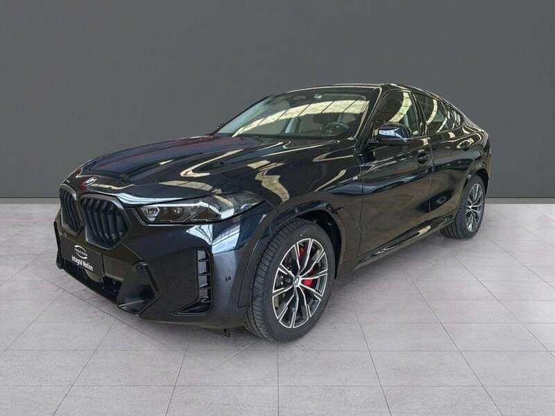 Azul Usado 2025 BMW X6 M Sport SUV | 92.900 € - Imagen 1/4
