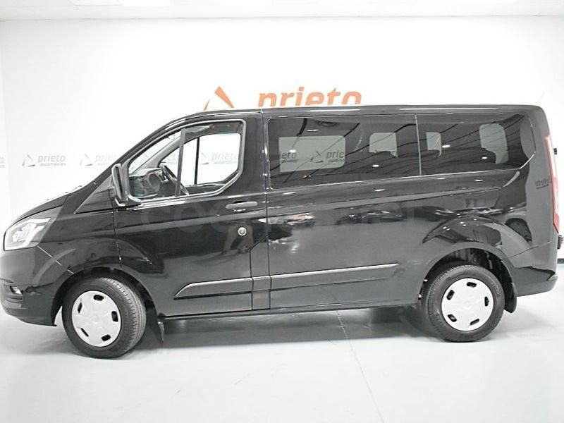Usado Ford Transit Custom Nugget 150 CV (110 kW) 2023 Negro Monovolumen