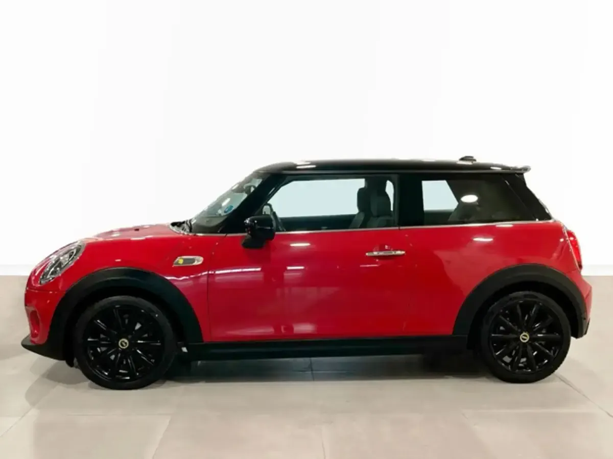 Usado Mini Cooper SE 135 kW (184 CV) 2020 Rojo Utilitario